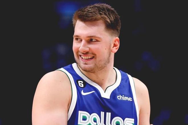 太阳前景黯 太阳前景黯