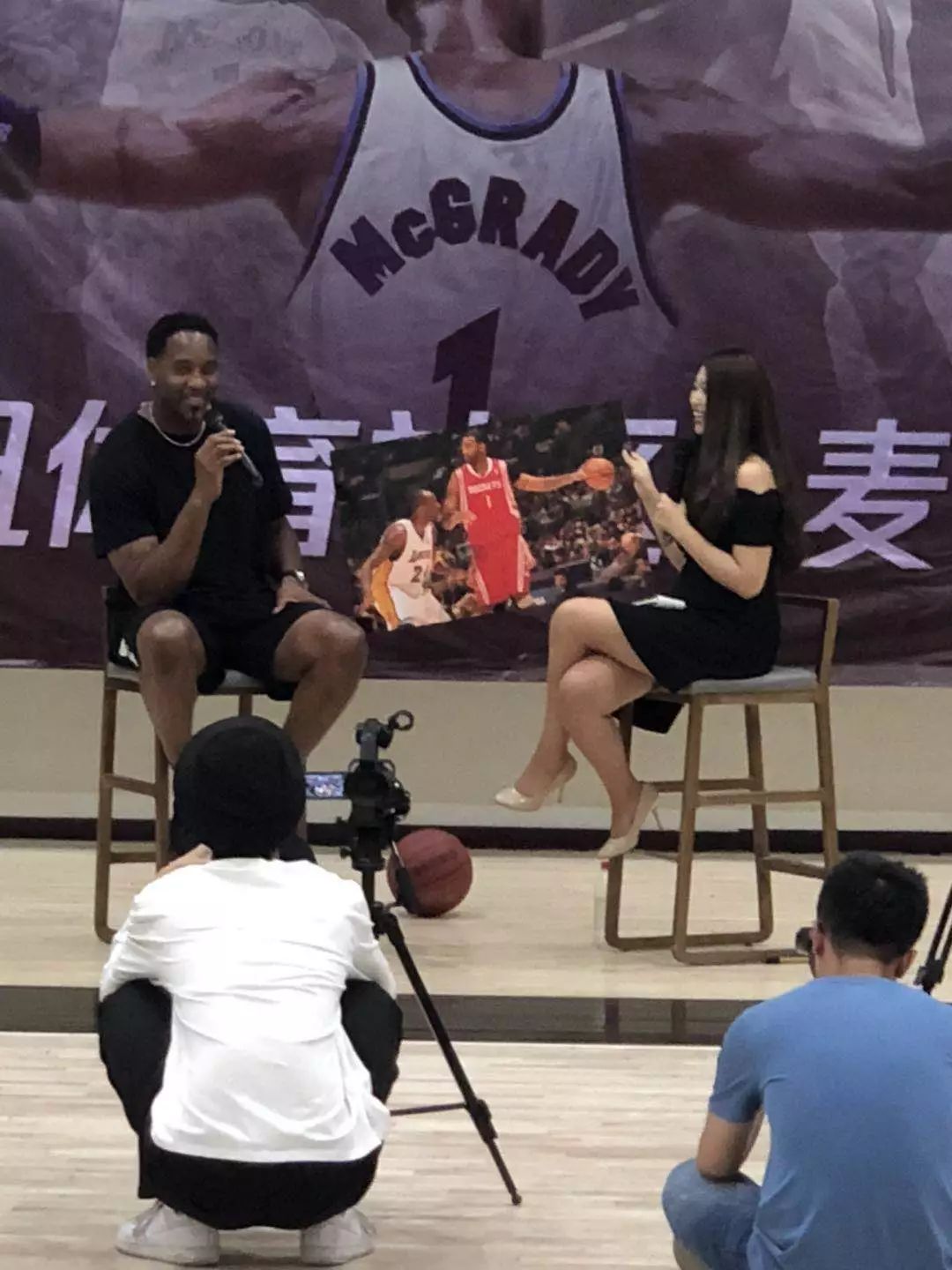 大赛冠军提 大赛冠军提