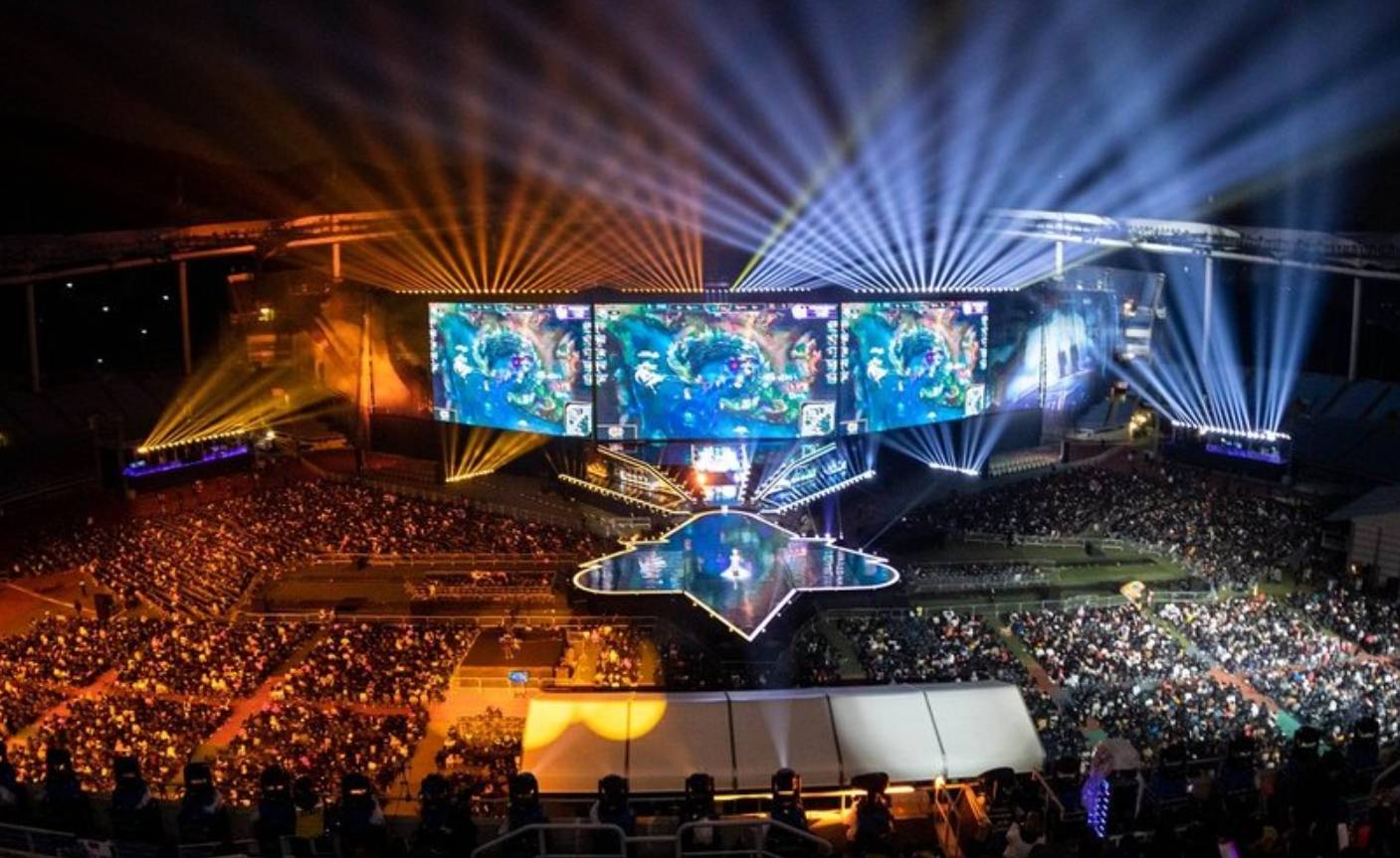 半诈唬加注 半诈唬加注